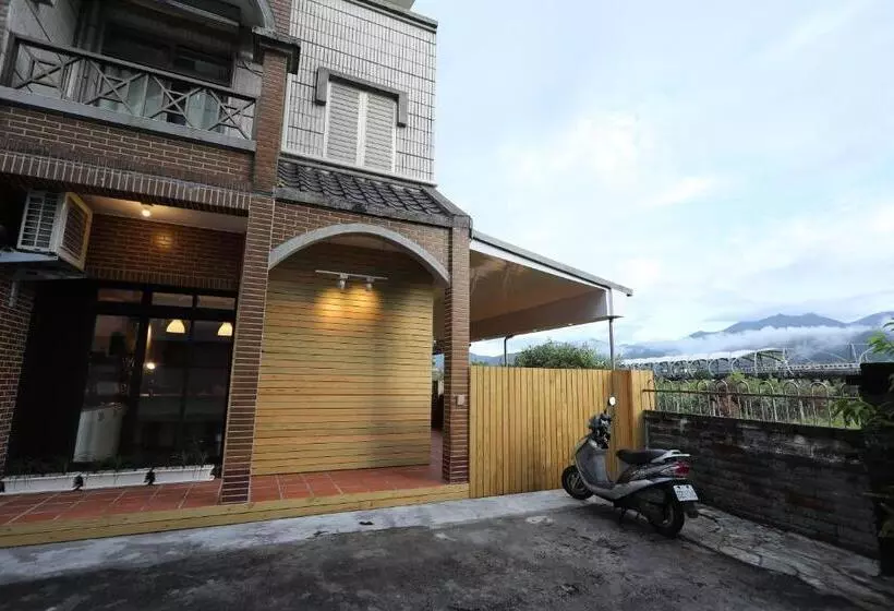 Dong Shan Yi Hostel