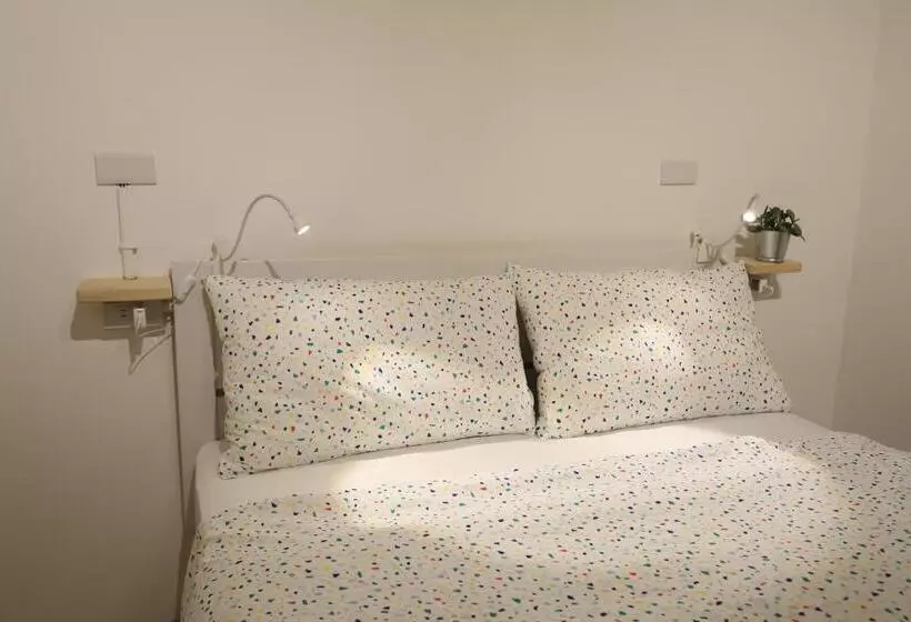 Dong Shan Yi Hostel