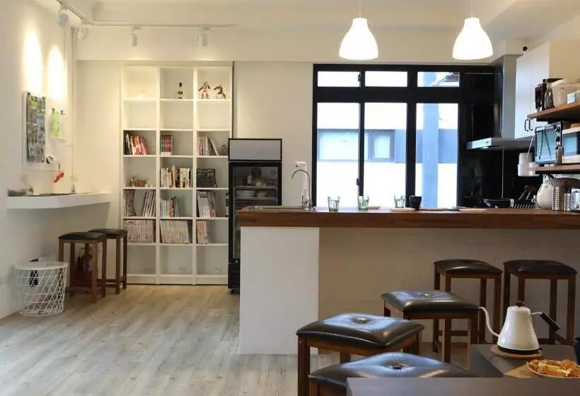 Dong Shan Yi Hostel