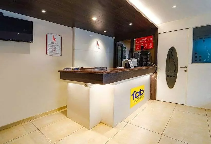 Fabhotel Karpagam   900m From Nehru Stadium