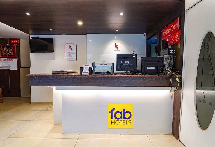 Fabhotel Karpagam 900m From Nehru Stadium
