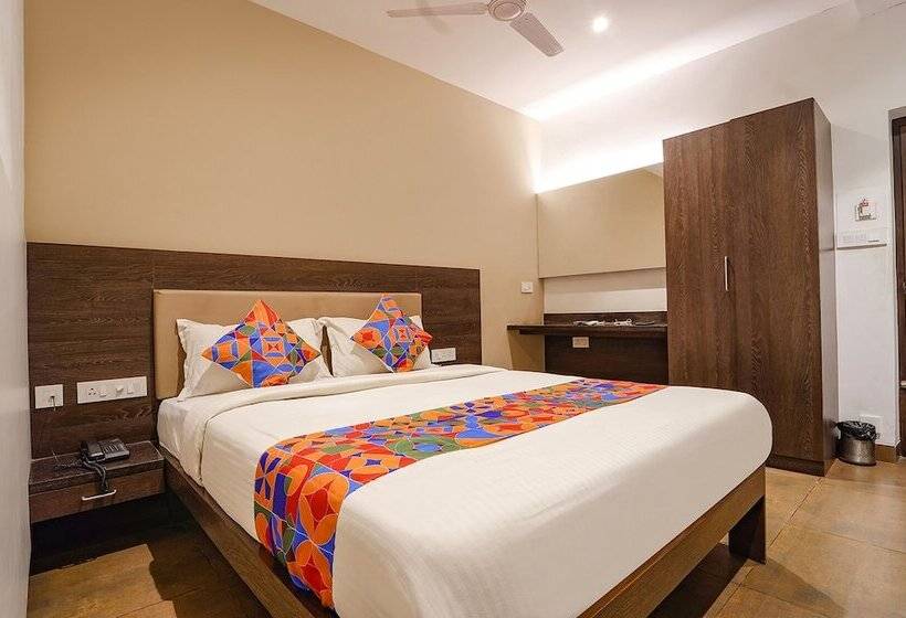 Fabhotel Karpagam   900m From Nehru Stadium