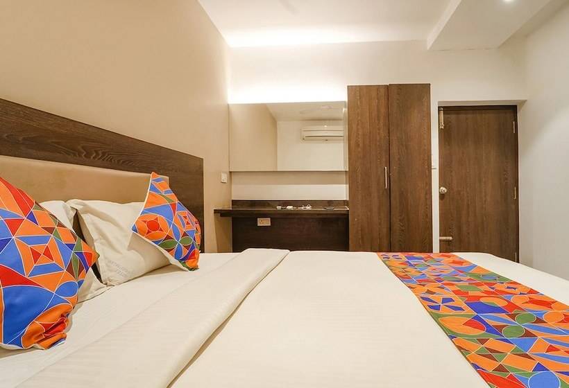 Fabhotel Karpagam   900m From Nehru Stadium