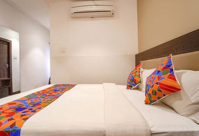 Fabhotel Karpagam   900m From Nehru Stadium