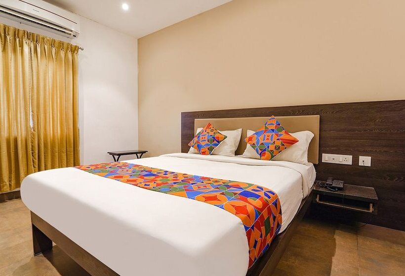 Fabhotel Karpagam   900m From Nehru Stadium