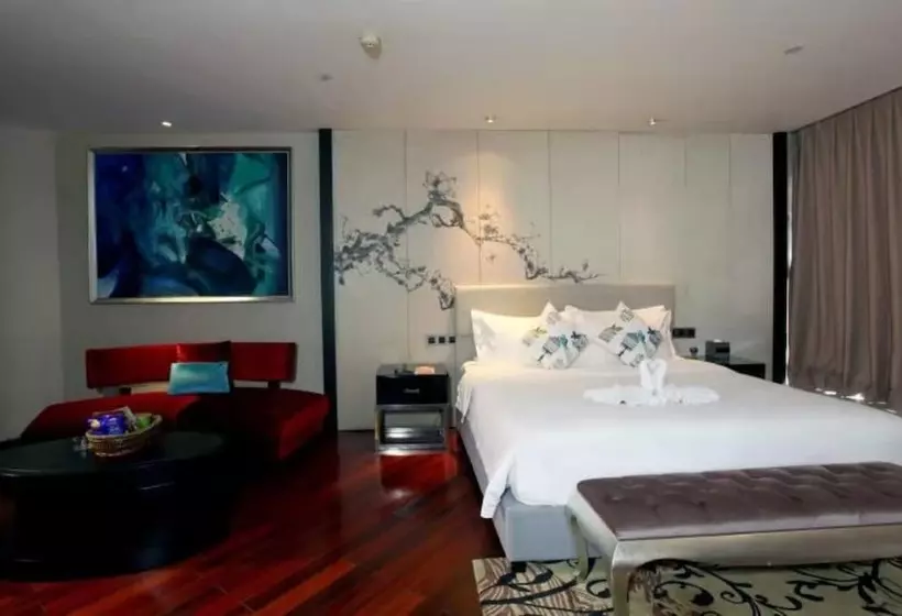 هتل Elite Polink Global