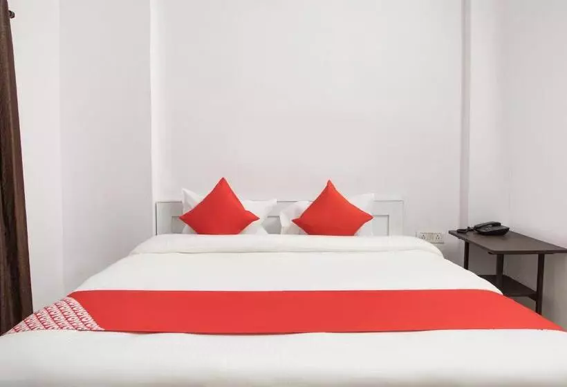 Hotelli Golden Star By Oyo Rooms