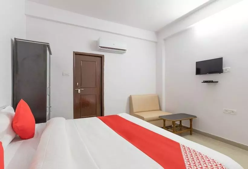 Hotelli Golden Star By Oyo Rooms