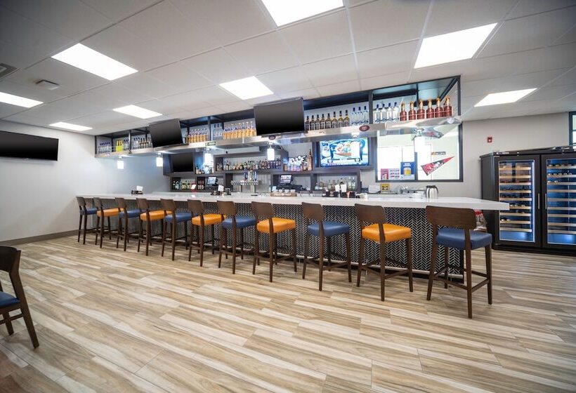 فندق Holiday Inn St Louis   Creve Coeur, An Ihg