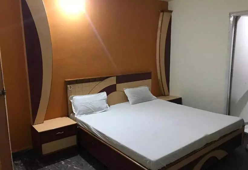 Hotelli Sai Mamta By Oyo Rooms