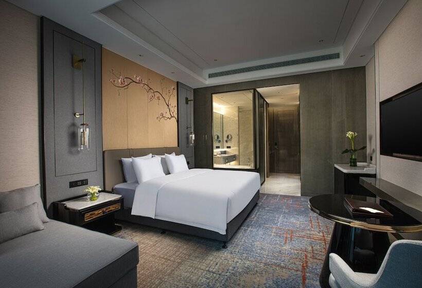 Отель Wyndham Grand Taixing Downtown