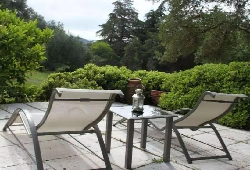 پانسیون Gentilini Retreat