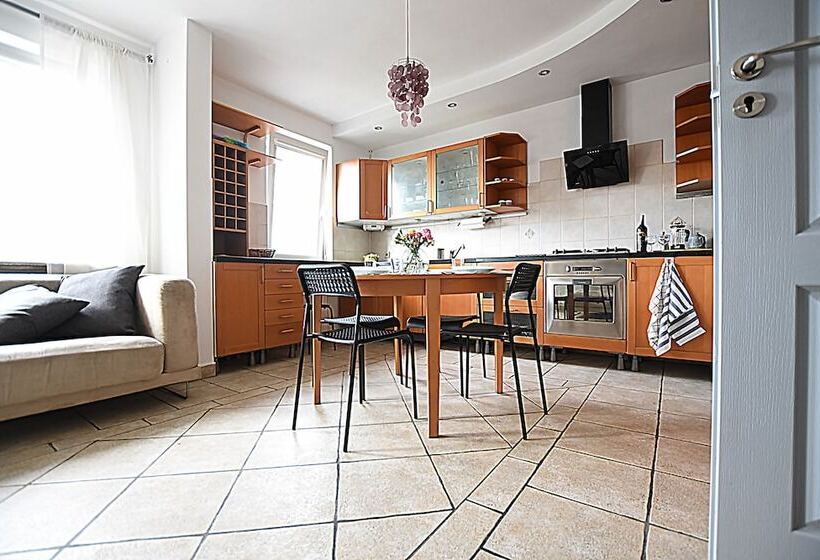 Majatalo Mhost Bronowice