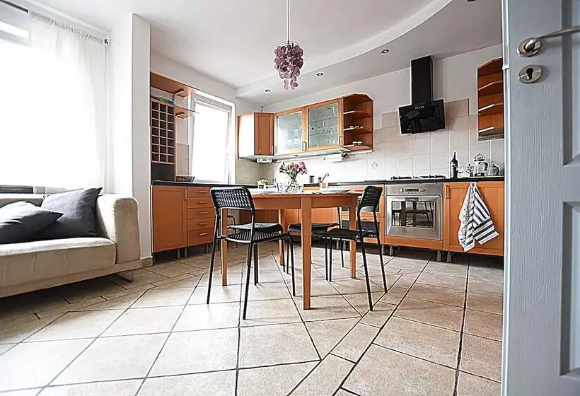 پانسیون Mhost Bronowice