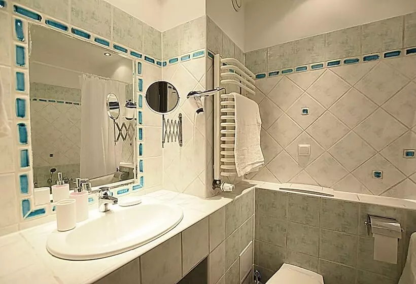 پانسیون Mhost Bronowice