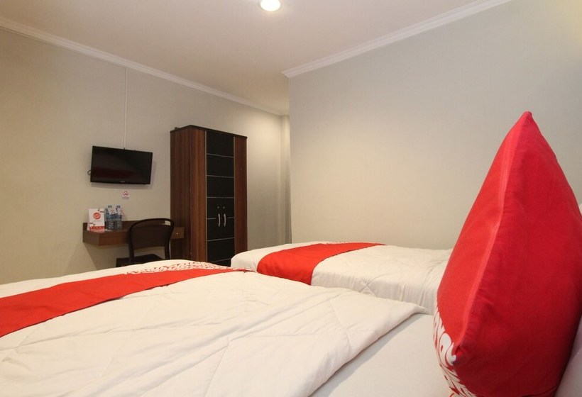 فندق صغير Ant Home By Oyo Rooms