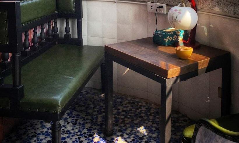 هاستل Only Cafe And Backpacker