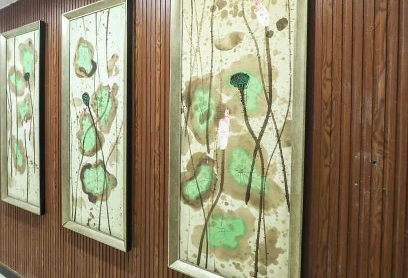 هاستل Only Cafe And Backpacker