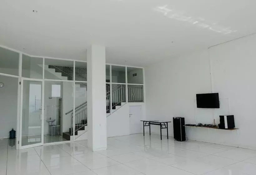 ユースホステル Villa Bukit Panderman Residende By Oyo Rooms