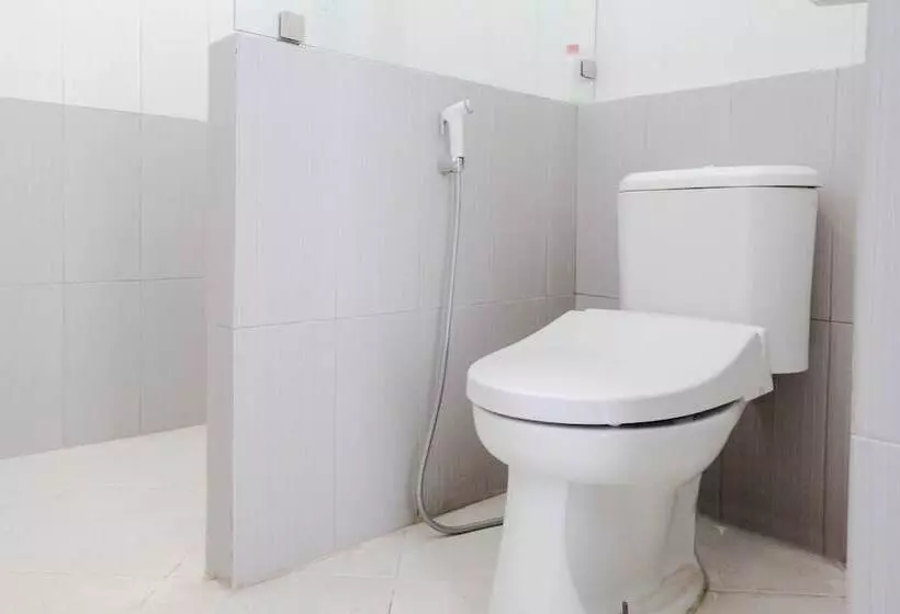 ユースホステル Villa Bukit Panderman Residende By Oyo Rooms