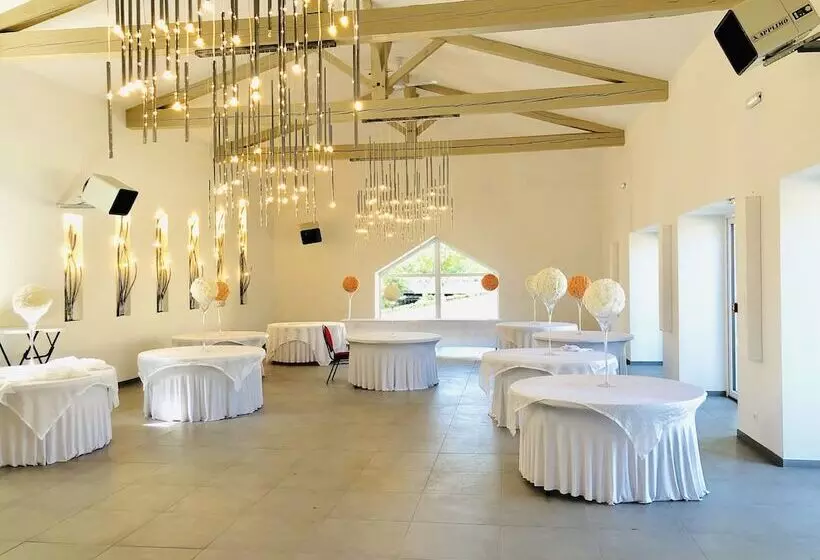 Aamiaismajoitus (B&B) Pavillon Fani