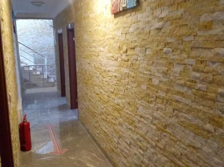 ホテル Asmir Suites