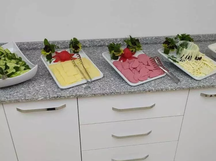 ホテル Asmir Suites