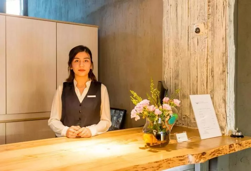 هتل Falcon Boutique