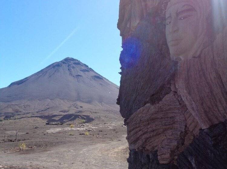 בית מלון כפרי Pensao Casa José Doce