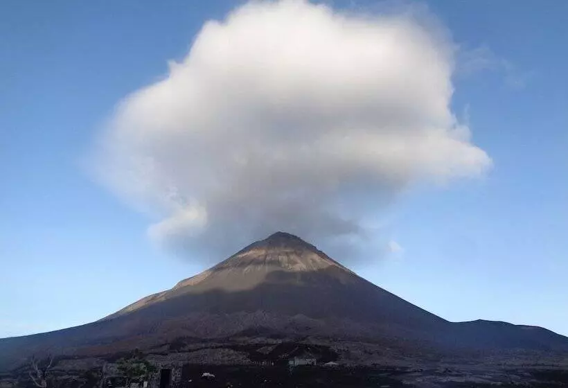 هتل Pensao Casa José Doce