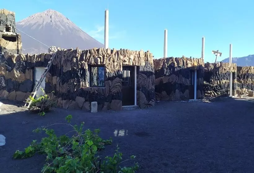 هتل Pensao Casa José Doce