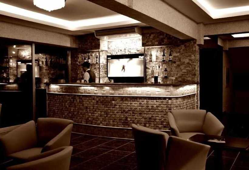 בית מלון כפרי Saadet Grand Boutique & Business