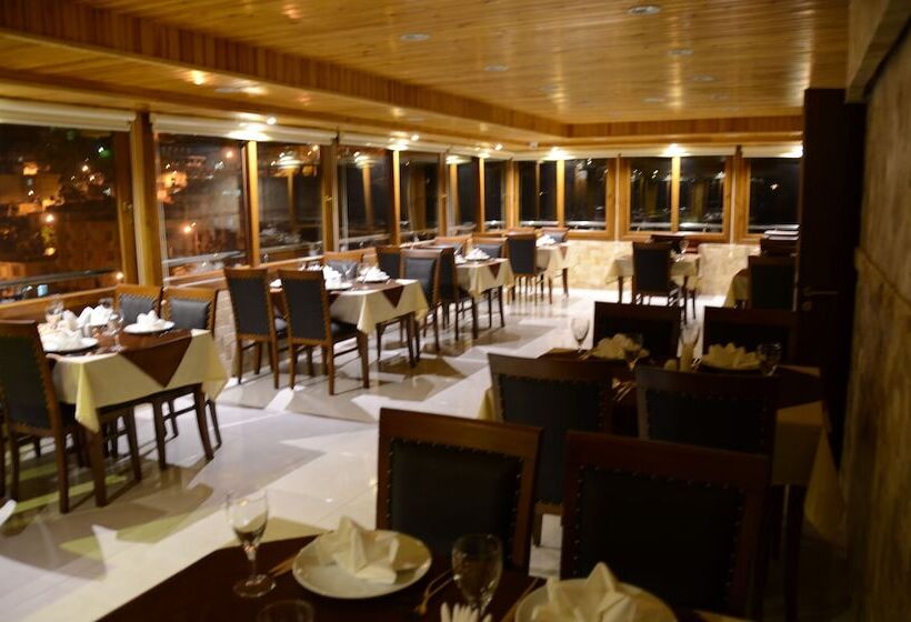 בית מלון כפרי Saadet Grand Boutique & Business