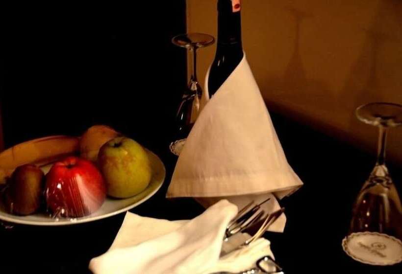 בית מלון כפרי Saadet Grand Boutique & Business