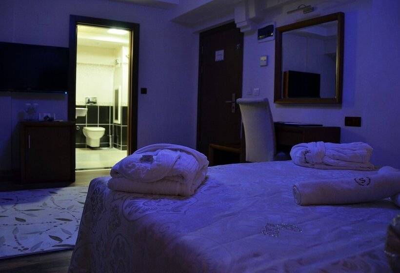 בית מלון כפרי Saadet Grand Boutique & Business