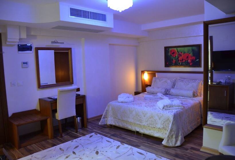 בית מלון כפרי Saadet Grand Boutique & Business