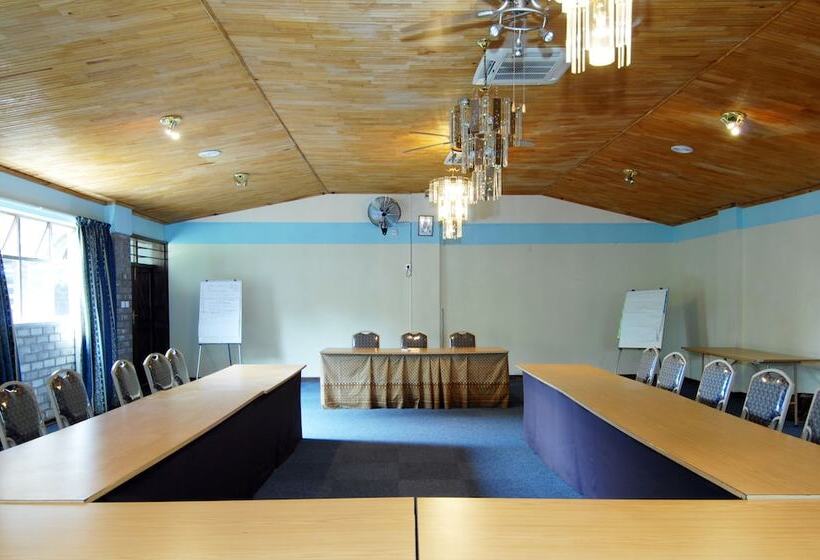 هتل Wasawange Lodge And Tours