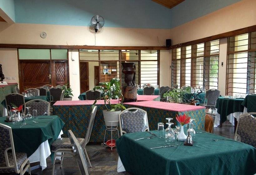 هتل Wasawange Lodge And Tours