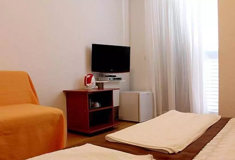 Majatalo Apartmani Krka Rooms