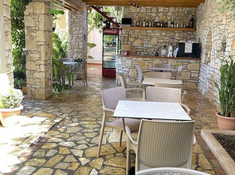 ペンション Vila Arial