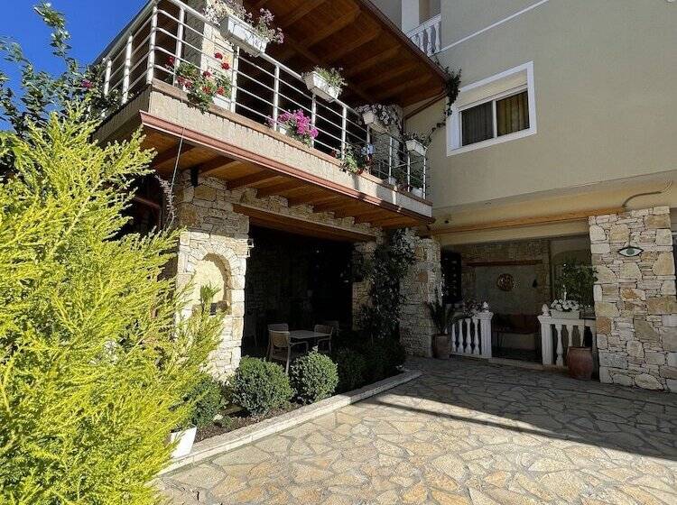 ペンション Vila Arial