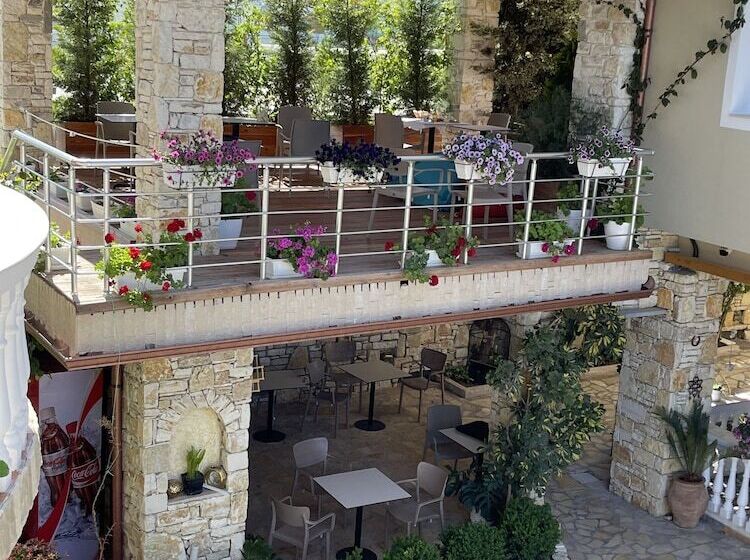 ペンション Vila Arial