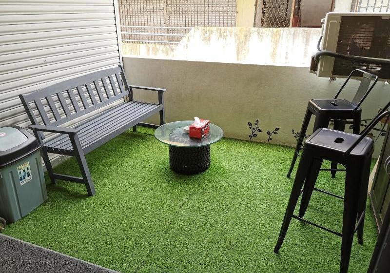 The Nest Hostel Semporna