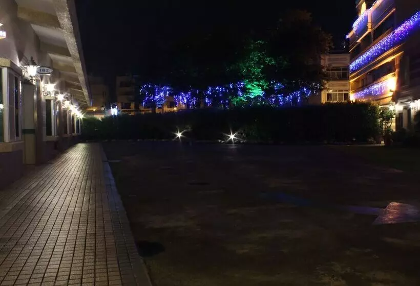 Tong Jei Kong Motel