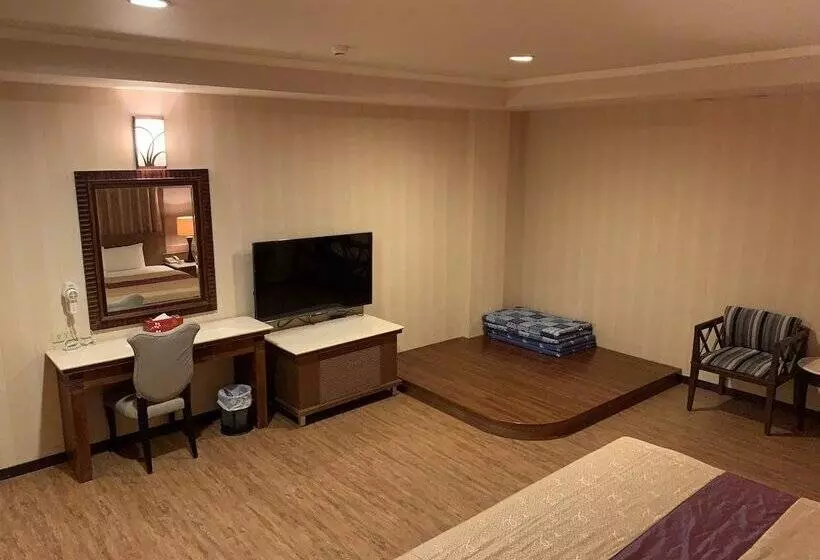 Tong Jei Kong Motel