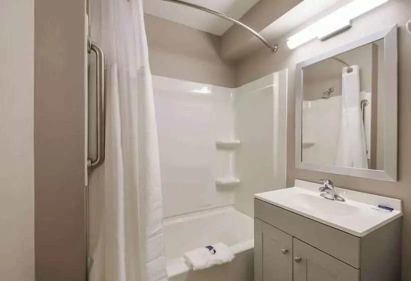 Hotel Americas Best Value Inn Farmington