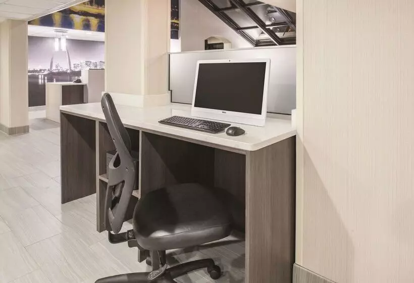 בית מלון כפרי La Quinta By Wyndham Festus   St. Louis South