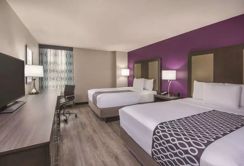 בית מלון כפרי La Quinta By Wyndham Festus   St. Louis South