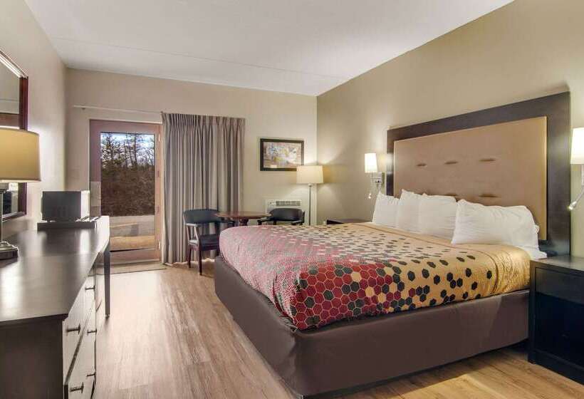 فندق Econo Lodge Cadillac