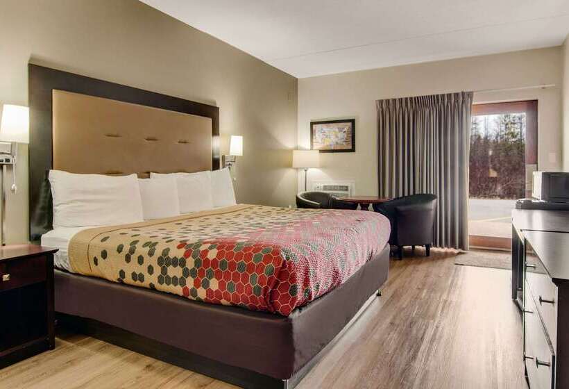فندق Econo Lodge Cadillac